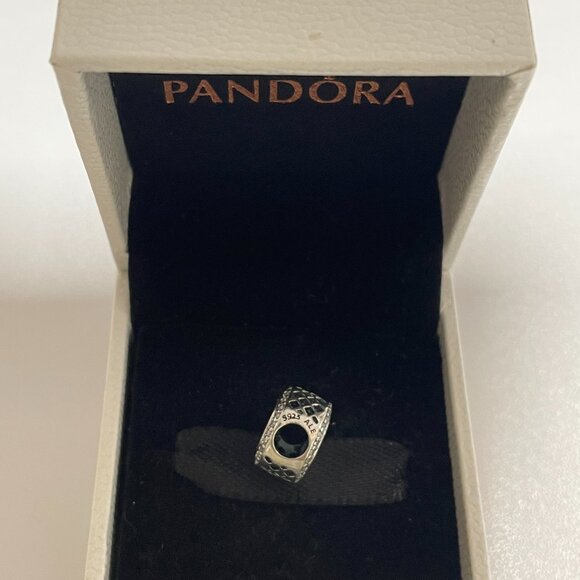 Pandora Romania Flag Exclusive Charm Bead - Picture 5 of 5